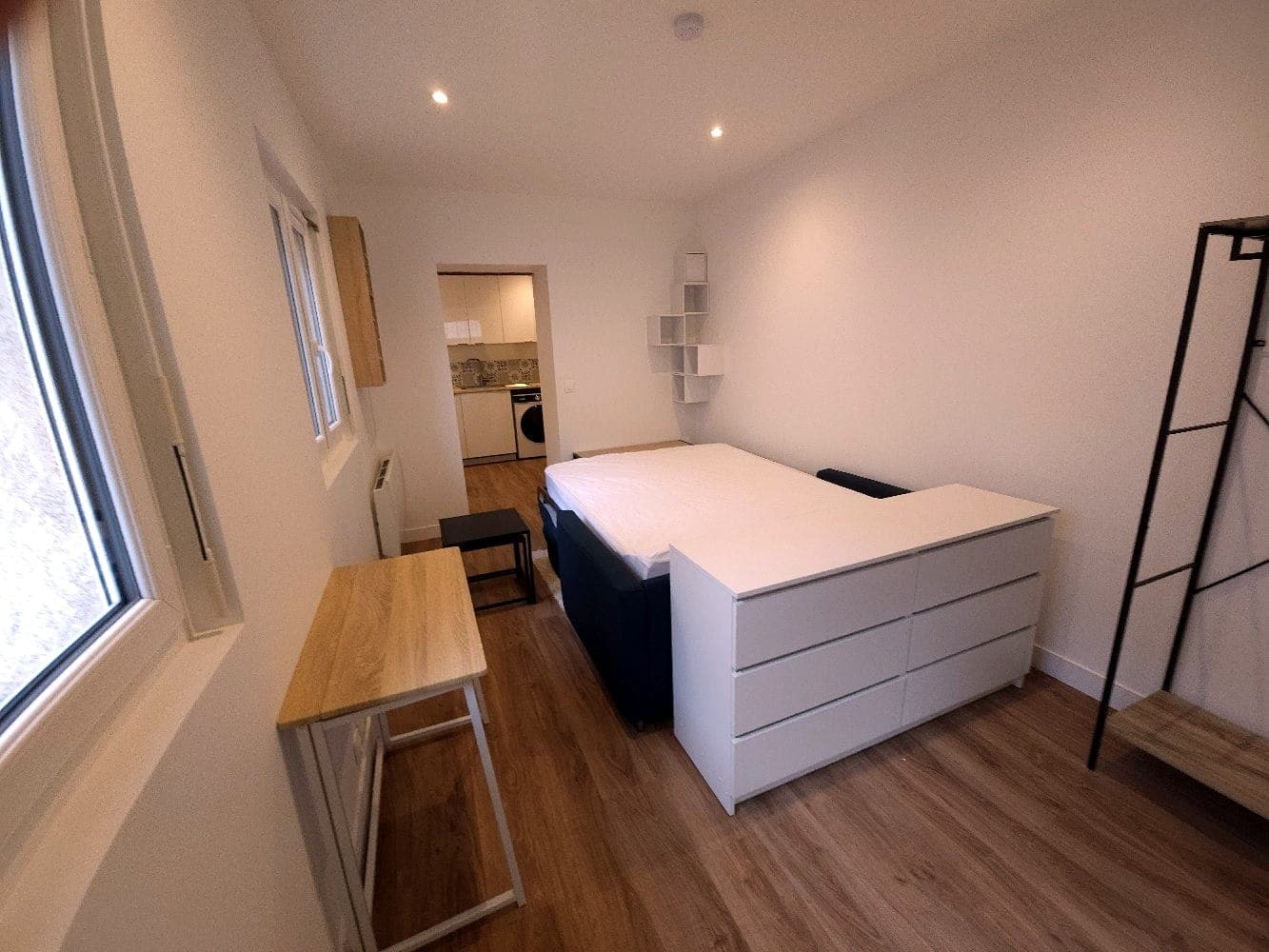 Chambre après rénovation, Rénovation à Longjumeau