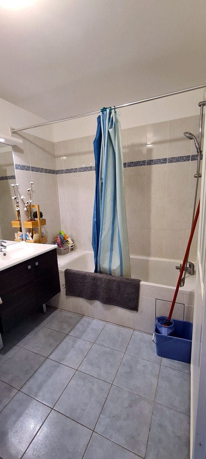 Salle de bain avant rénovation, Rénovation à Palaiseau