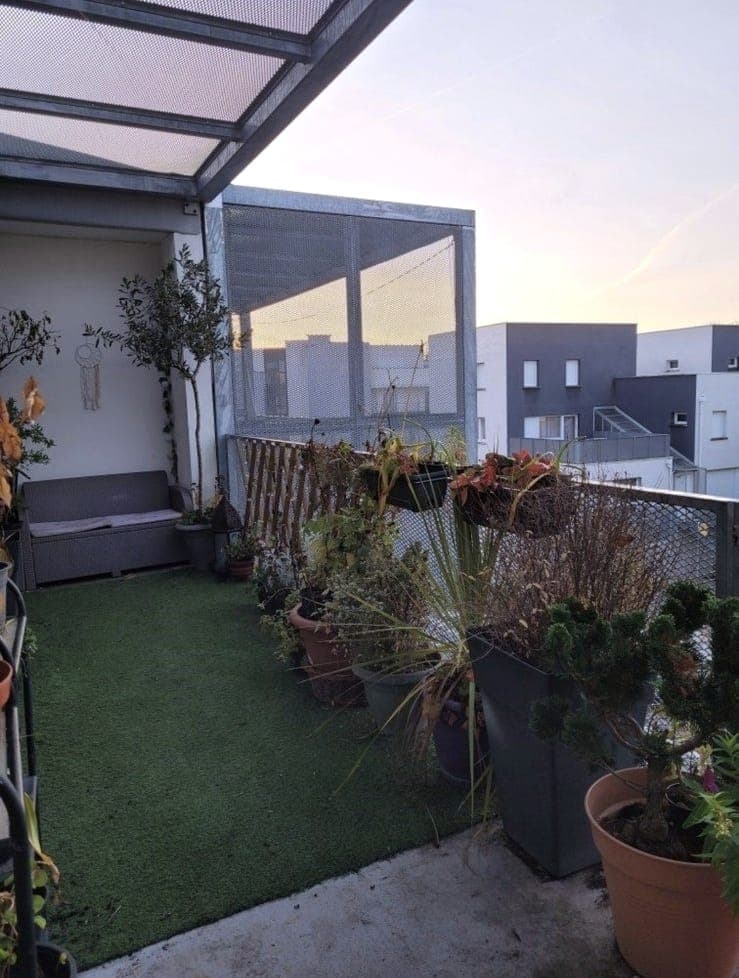 Terrasse avant rénovation, Rénovation à Palaiseau